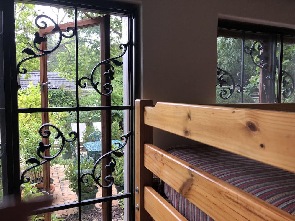 10 Alexander B&B 6/50