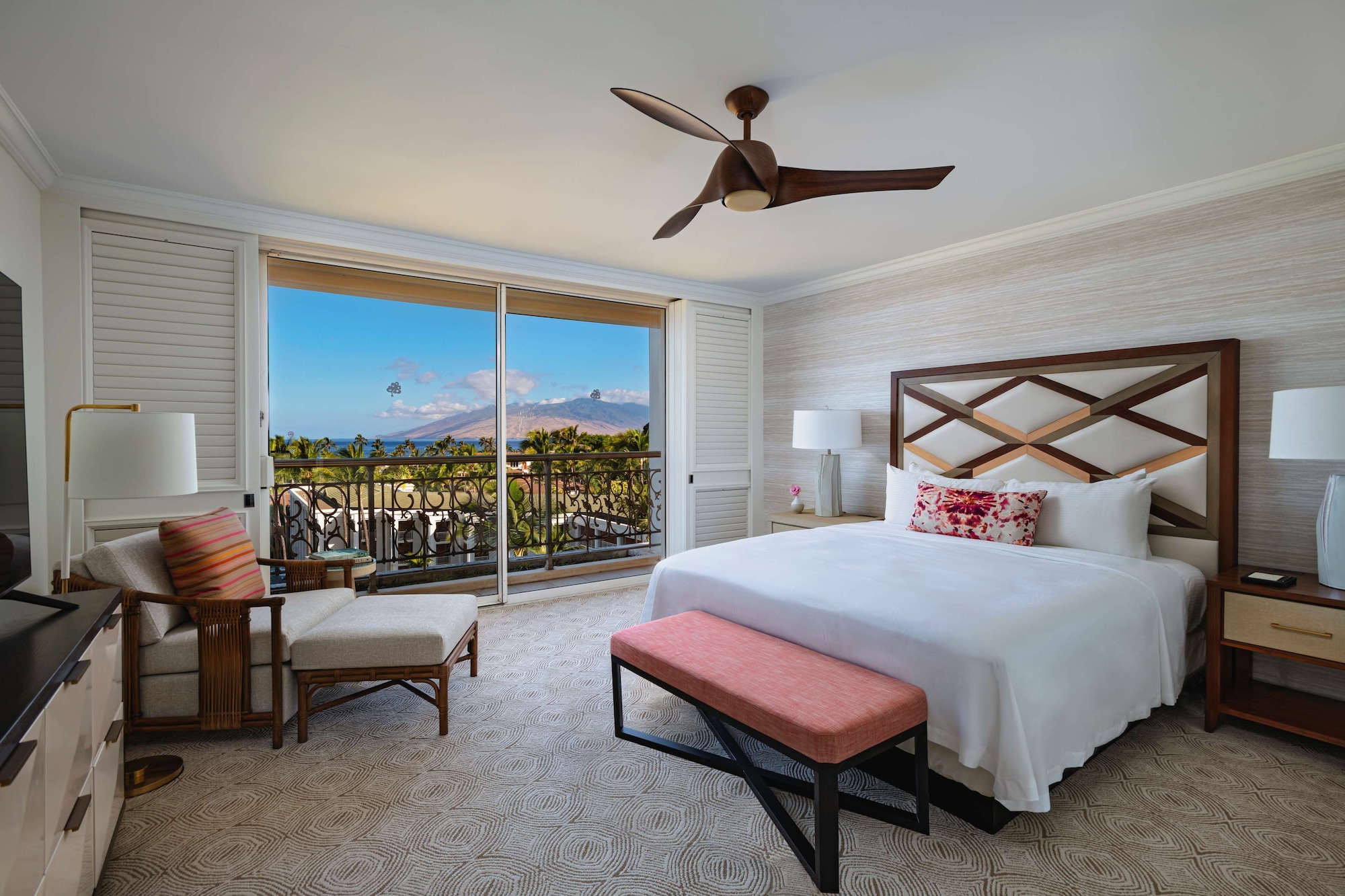 1 Bedroom, Club, Napua, Suite, King Bed, Ocean View, Sofa, Club Lounge Access