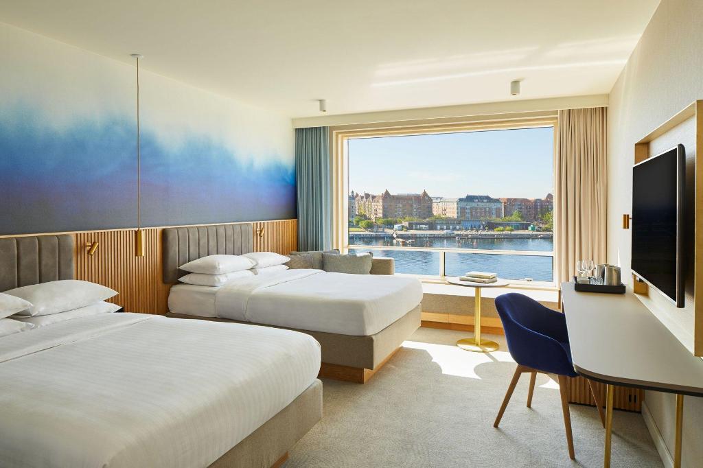 Guest Room, Executive, 2 Double Beds, Water View, Executive Lounge Access, High Floor