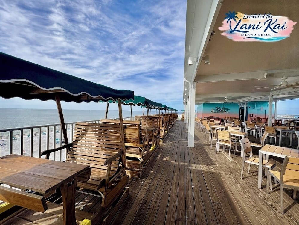 The Bay Inn at Lani Kai 30/48