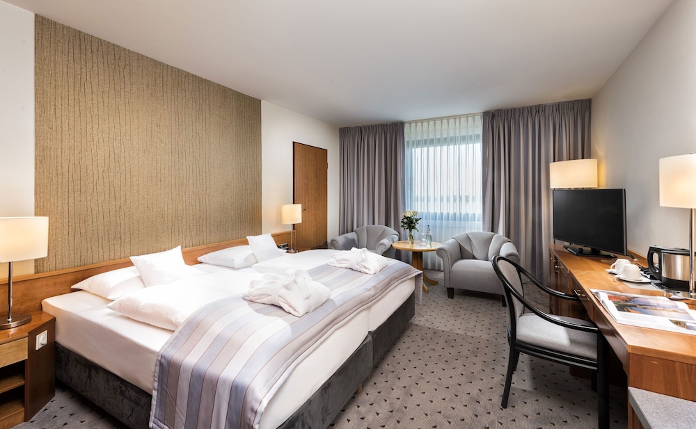 SUPERIOR, DOUBLE BED