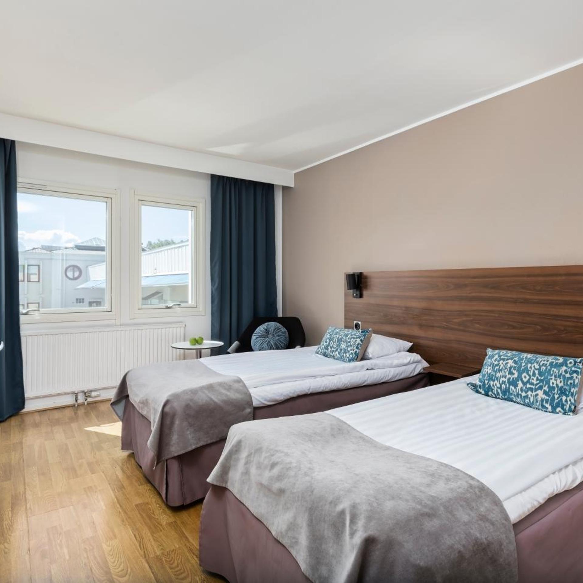 Room, Twin Beds