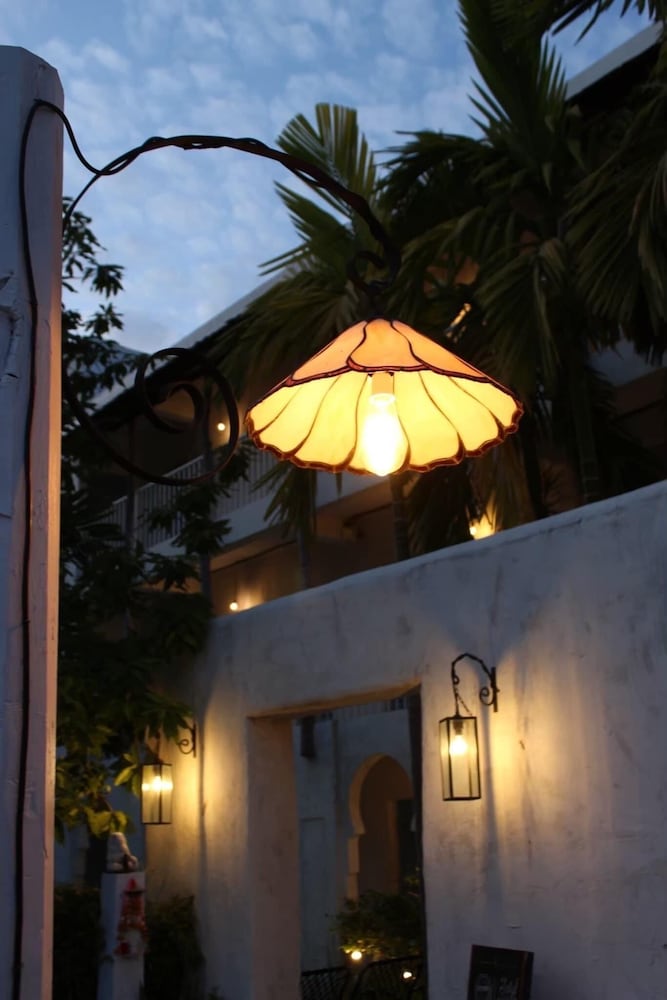 De Lit Hotel 41/50