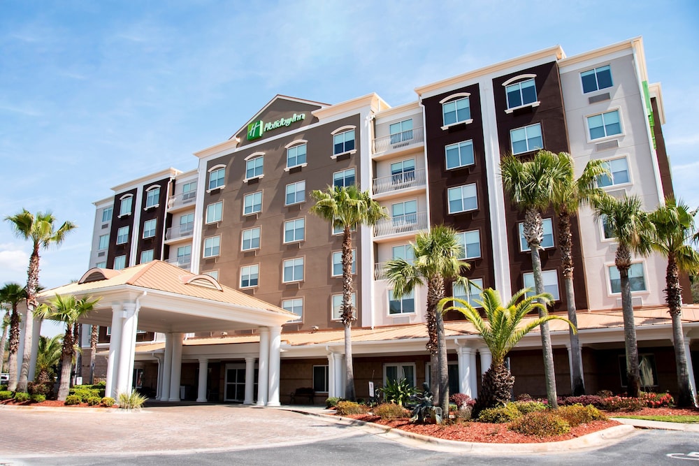 Holiday Inn Hotel And Suites Lake City 7/42