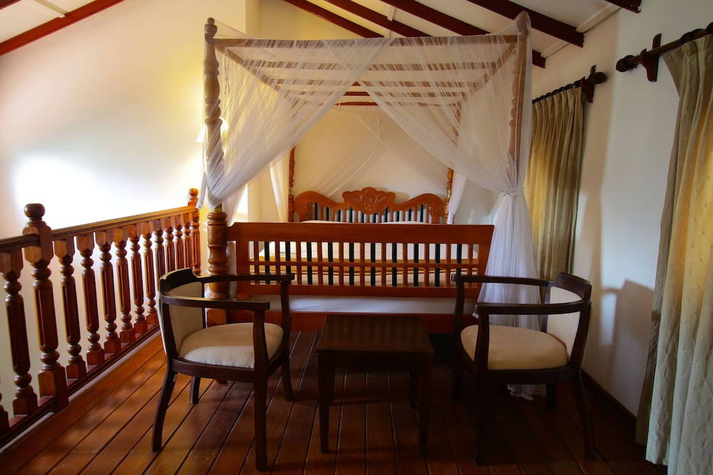Dickwella Resort and Spa 30/50