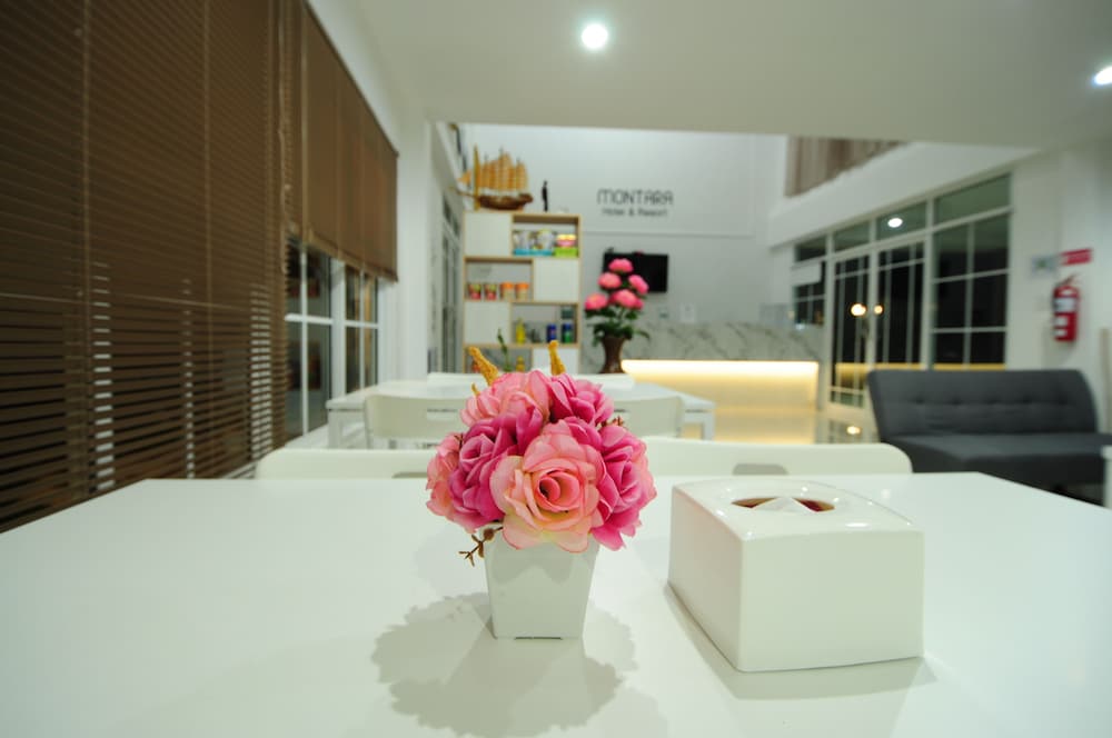 Montara Hotel & Resort Korat 9/30