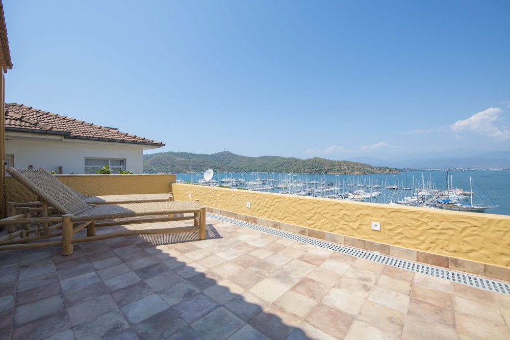 Unique Hotel Fethiye 62/69