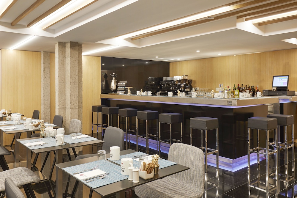 Dorma Plaza Catalunya 49/68