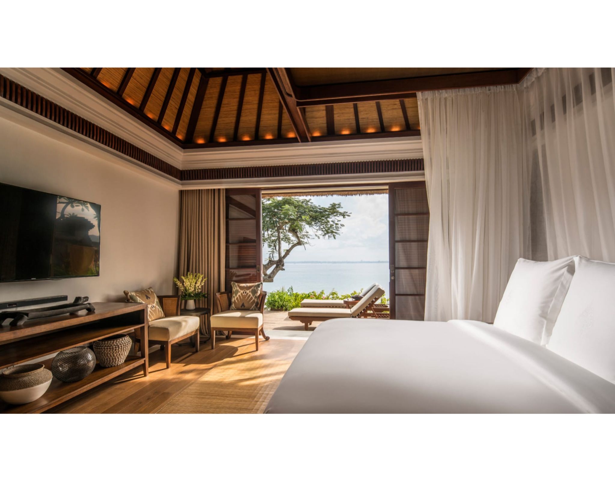 2 Bedrooms, Ocean Villa, Premier