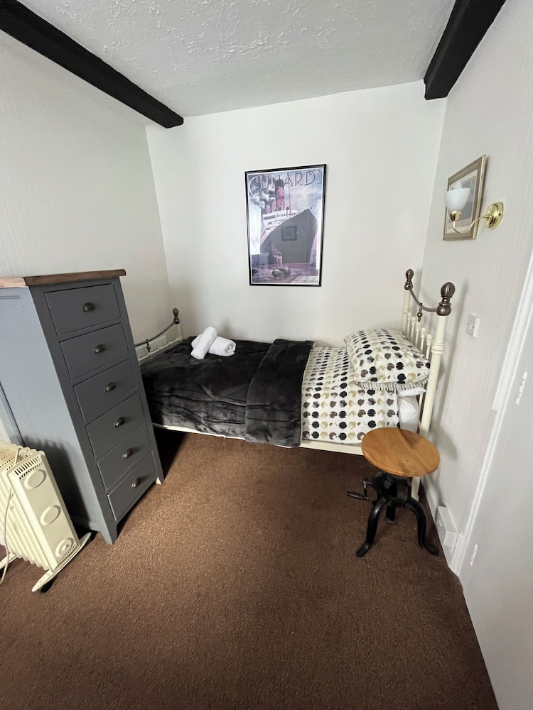 St George's Guesthouse 43/50