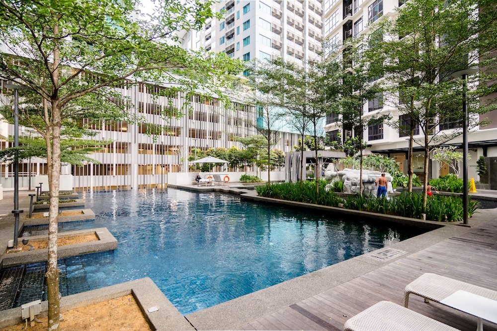 188 Serviced Suites & Shortstay Apartments 29/36