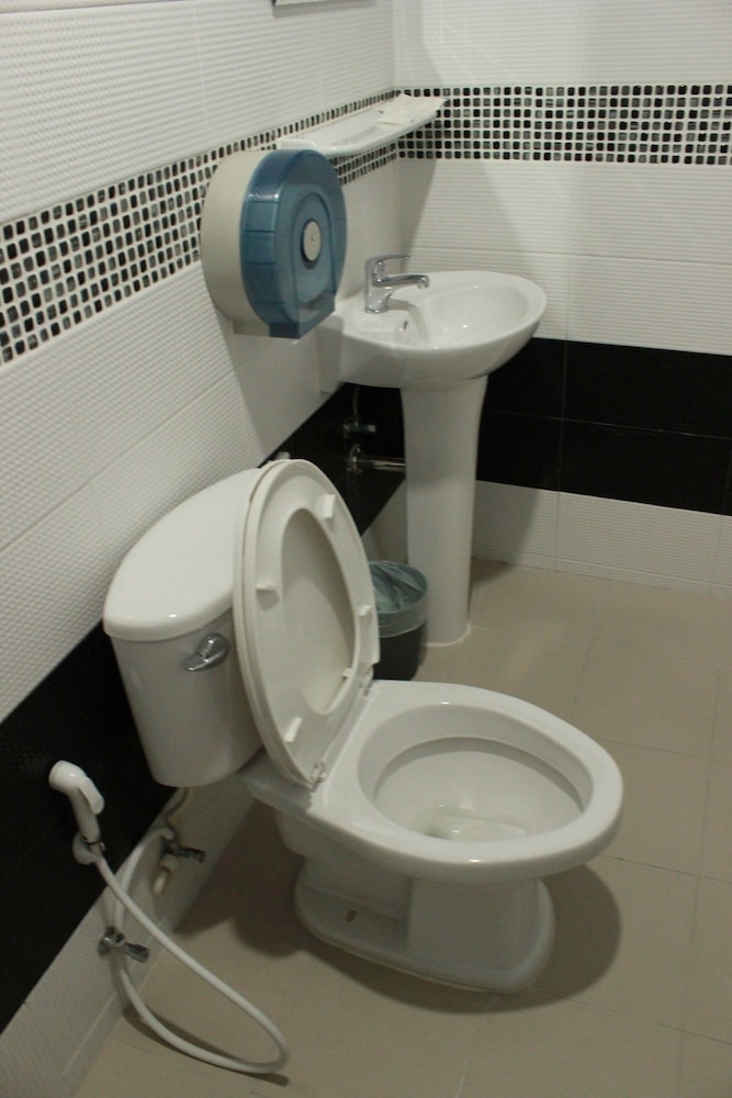 DON MUEANG AIRPORT MODERN BANGKOK HOTEL 19/20