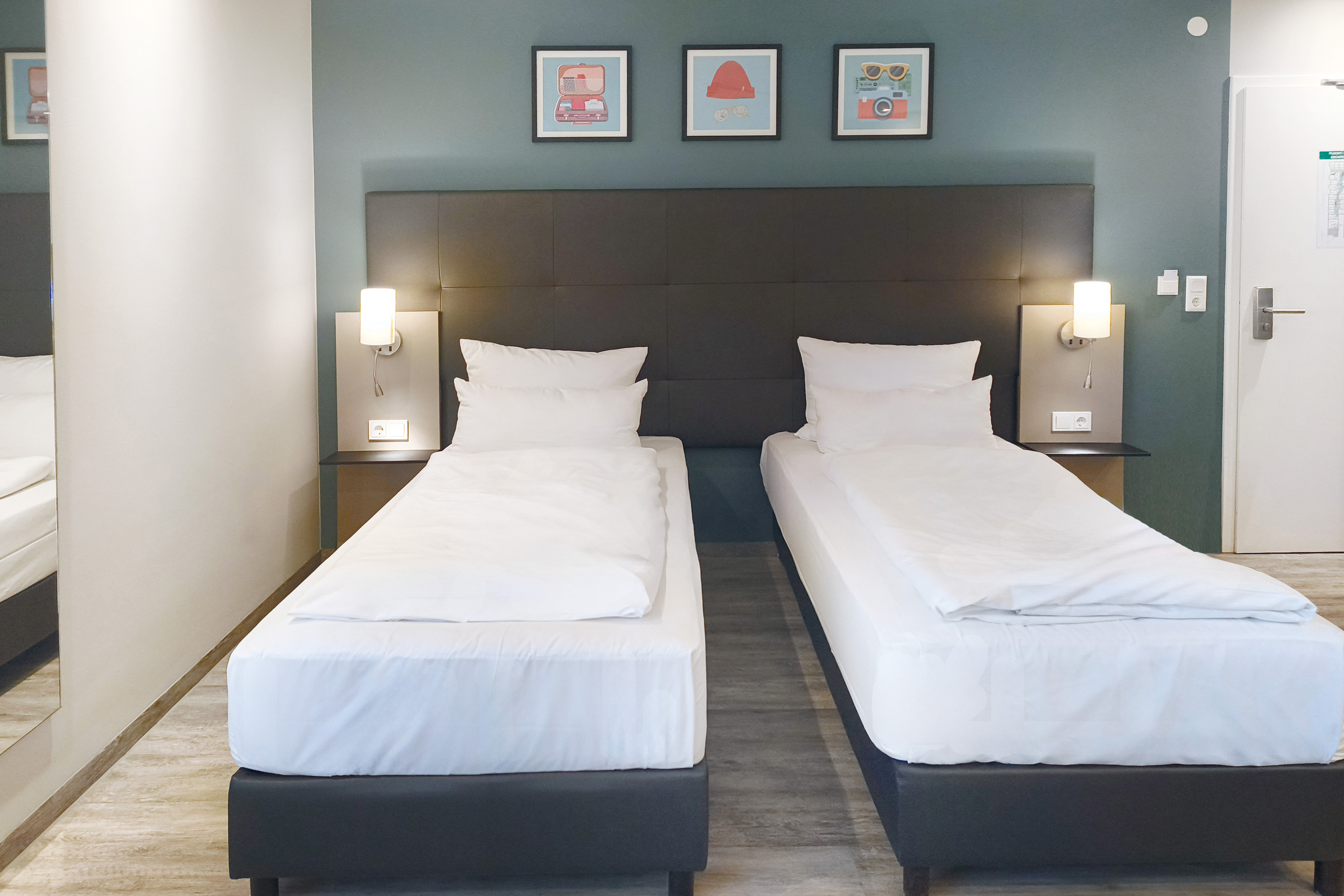 STANDARD, TWIN BEDS