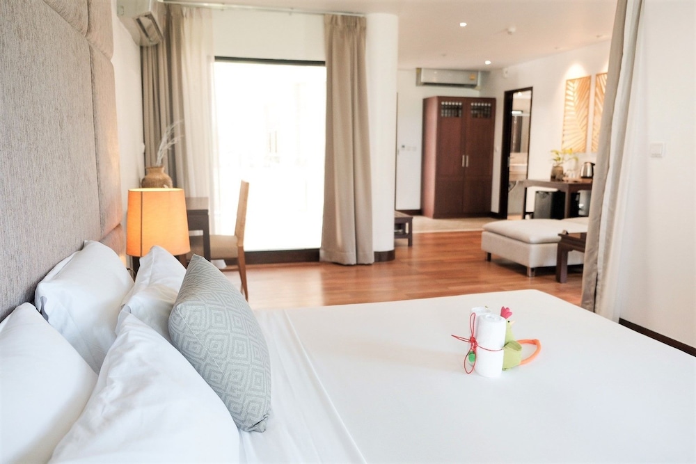 Baan Laimai Beach Resort 31/66