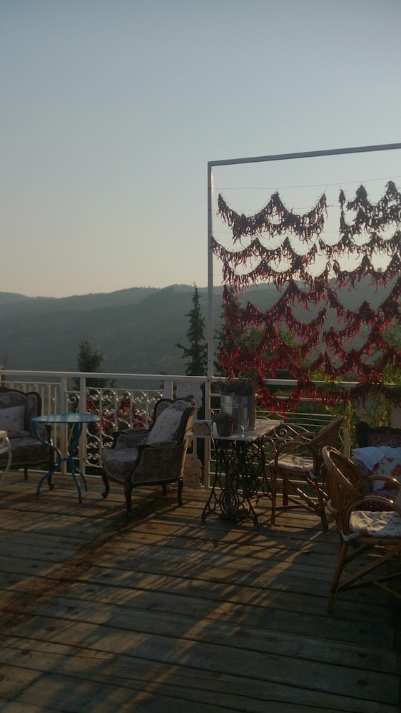 Nisanyan Hotel 45/50