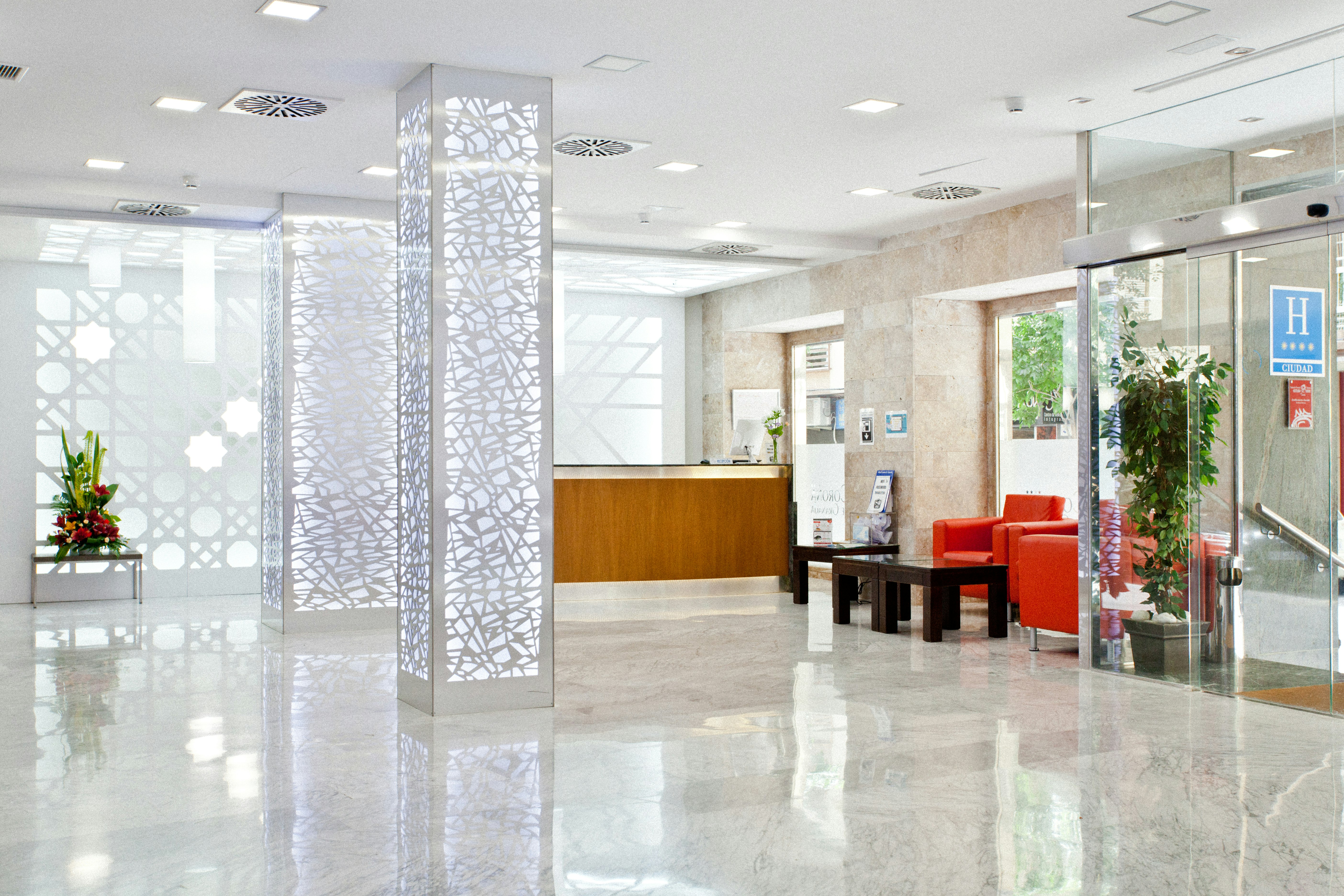 Porcel Sabica Hotel 17/83