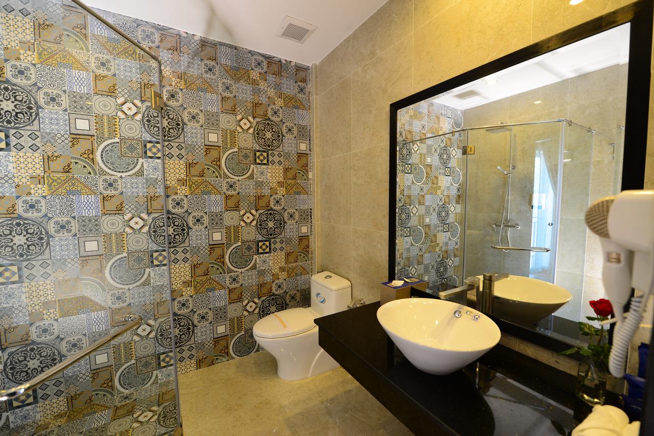 غرفة سوبيريور بسرير كينج، TTC Hotel Hoi An 8/8