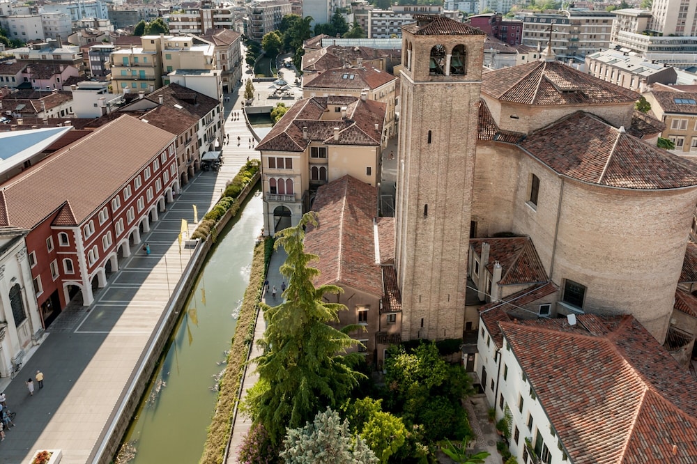 Hotel Venezia 42/45