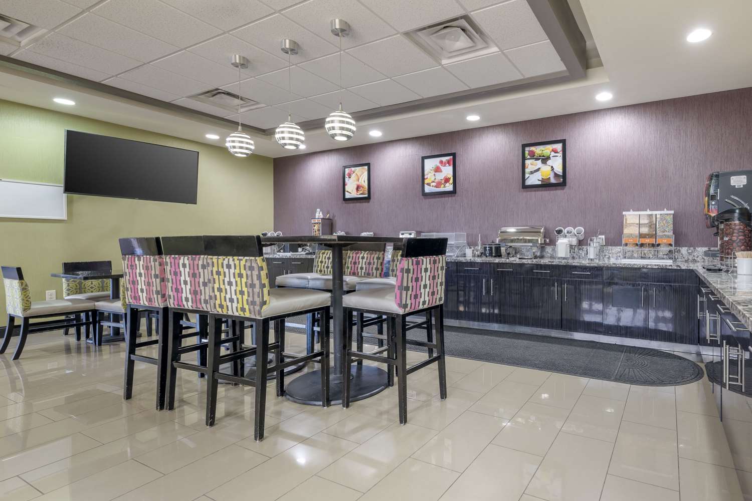 Comfort Inn & Suites Artesia, NM 33/40