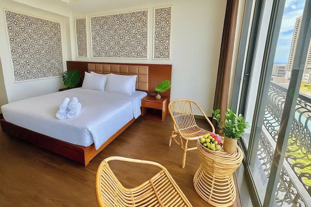 Century Hotel Da Nang 19/50