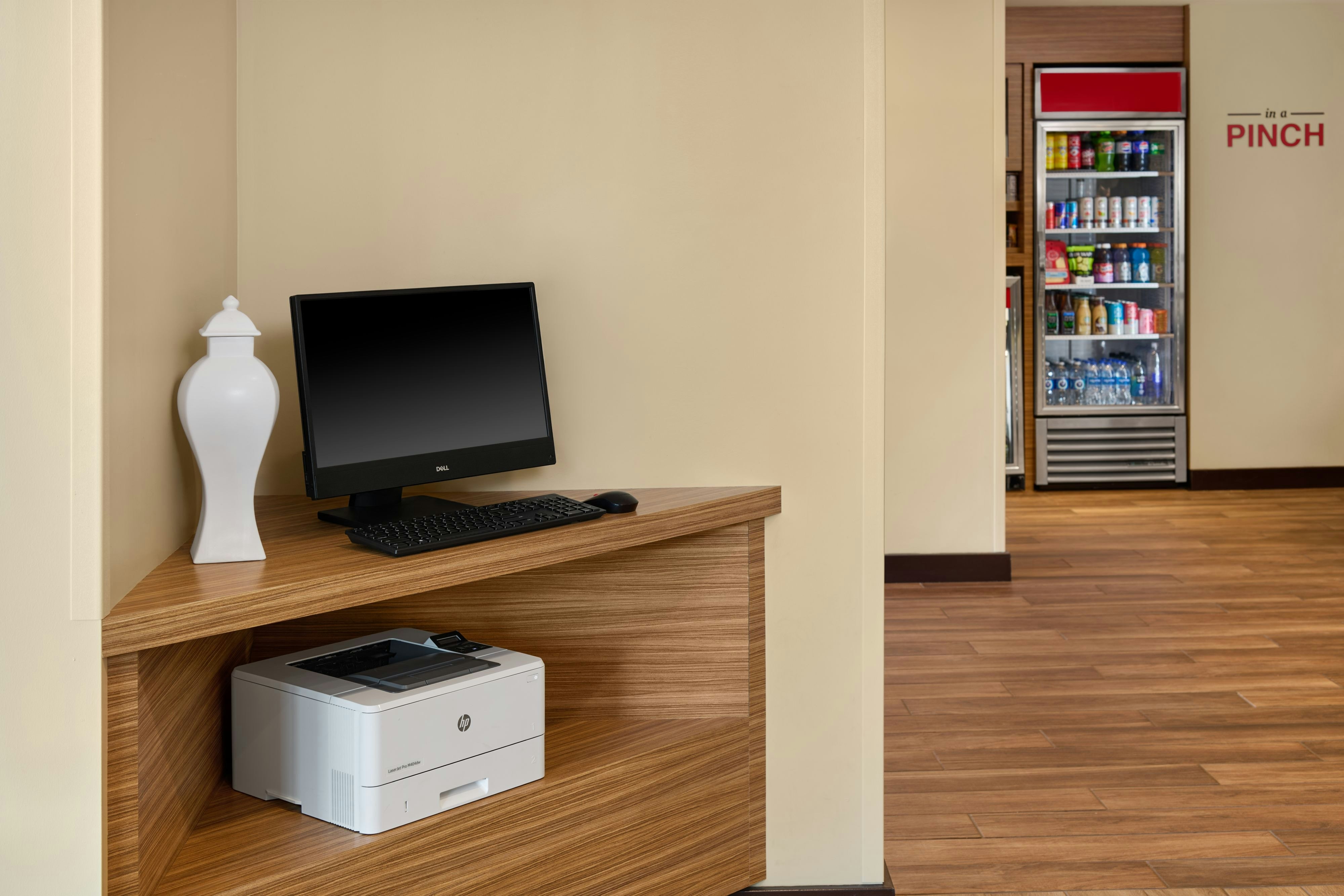 Towneplace Suites By Marriott Tehachapi 10/13