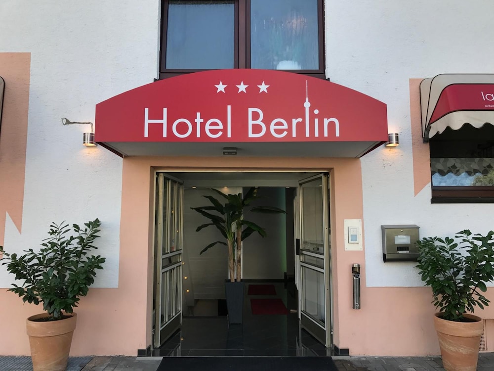 Hotel Berlin 3/41