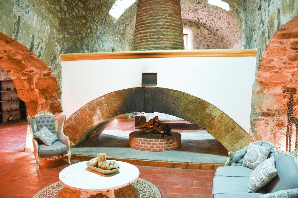 Hacienda Santa Maria Regla 48/70