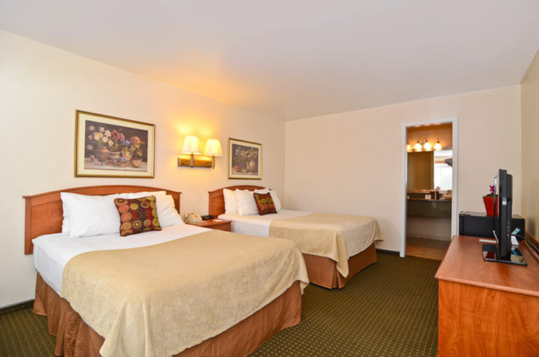 Best Western Ptarmigan Lodge 17/72