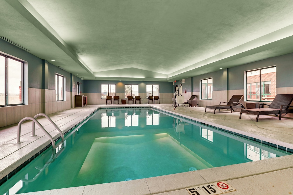 swimming pool spa