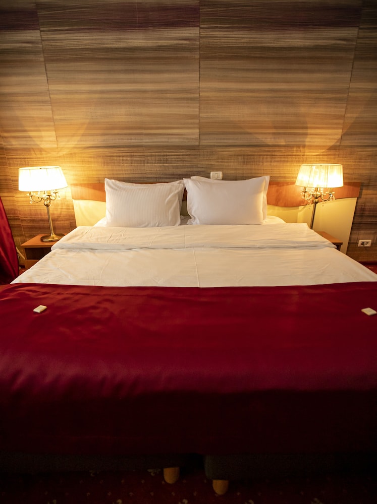 Atrium Panoramic Hotel & Spa 14/50