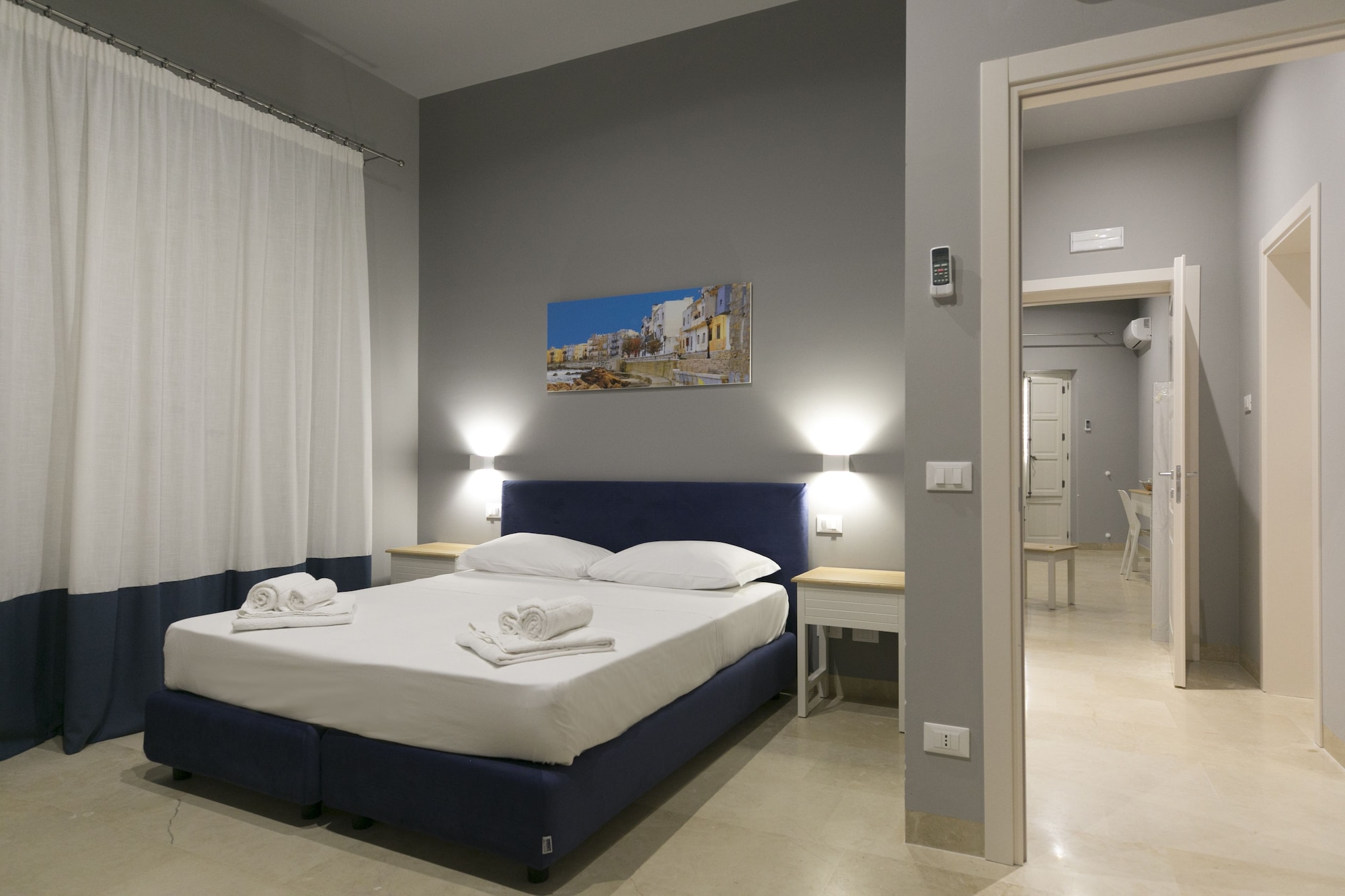2 BEDROOMS, FAMILY SUITE, CITY VIEW