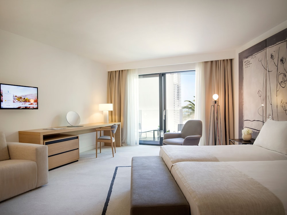 Kompas Hotel 23/63