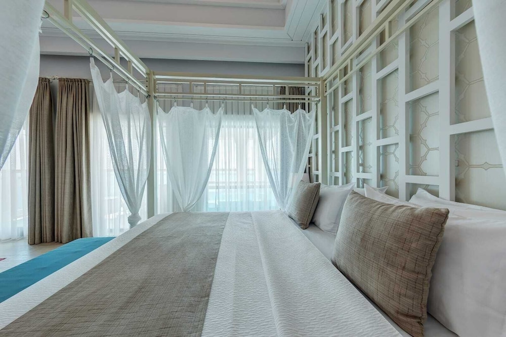 Meis Exclusive Hotel 25/50