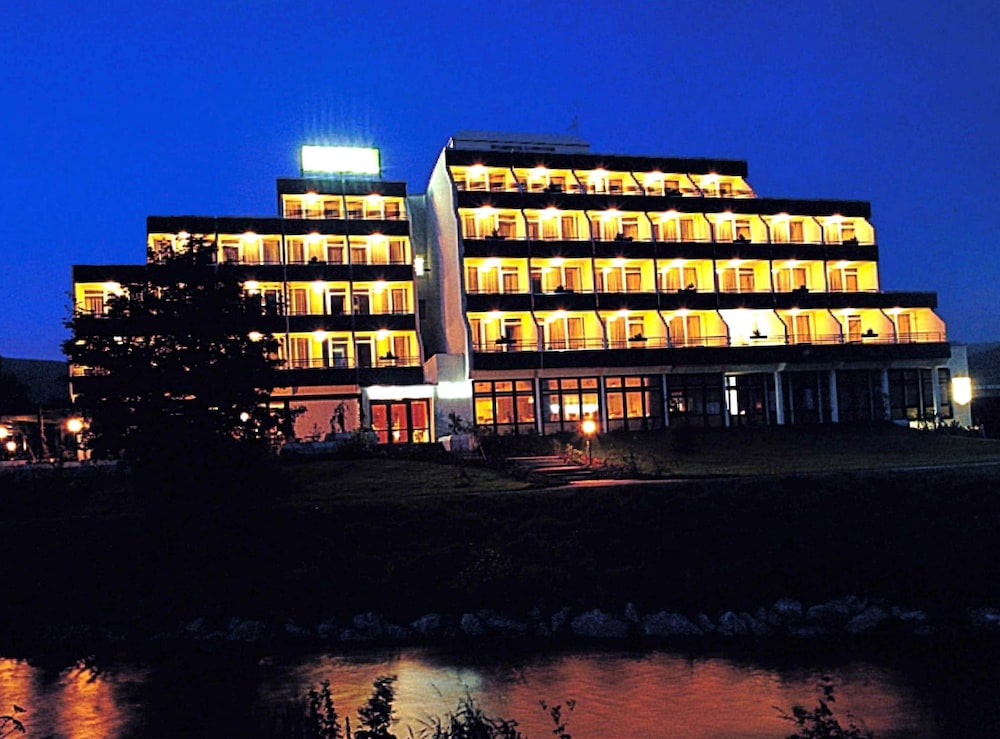 Parkhotel Olsberg 2/48
