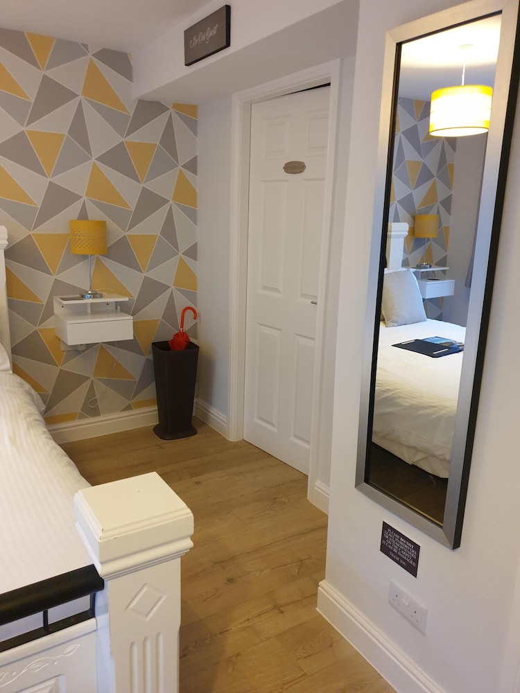 Number 80 Bed Then Breakfast 33/65