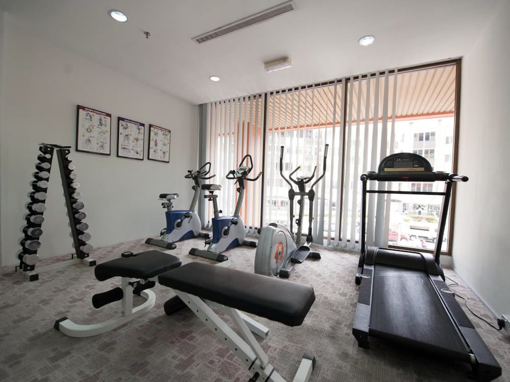 GAYA CENTRE HOTEL 23/42