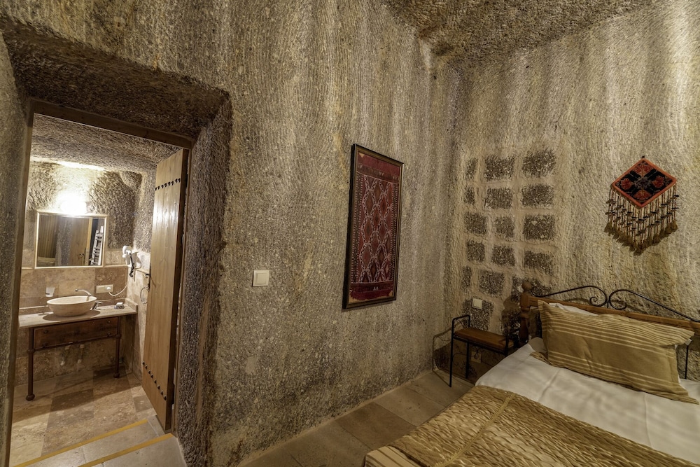 Tekkaya Cave Hotel 20/50