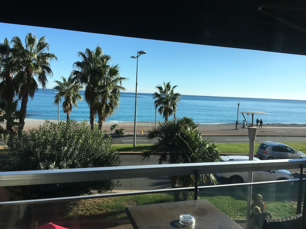 CITOTEL TIERCE BEACH HOTEL 48/56