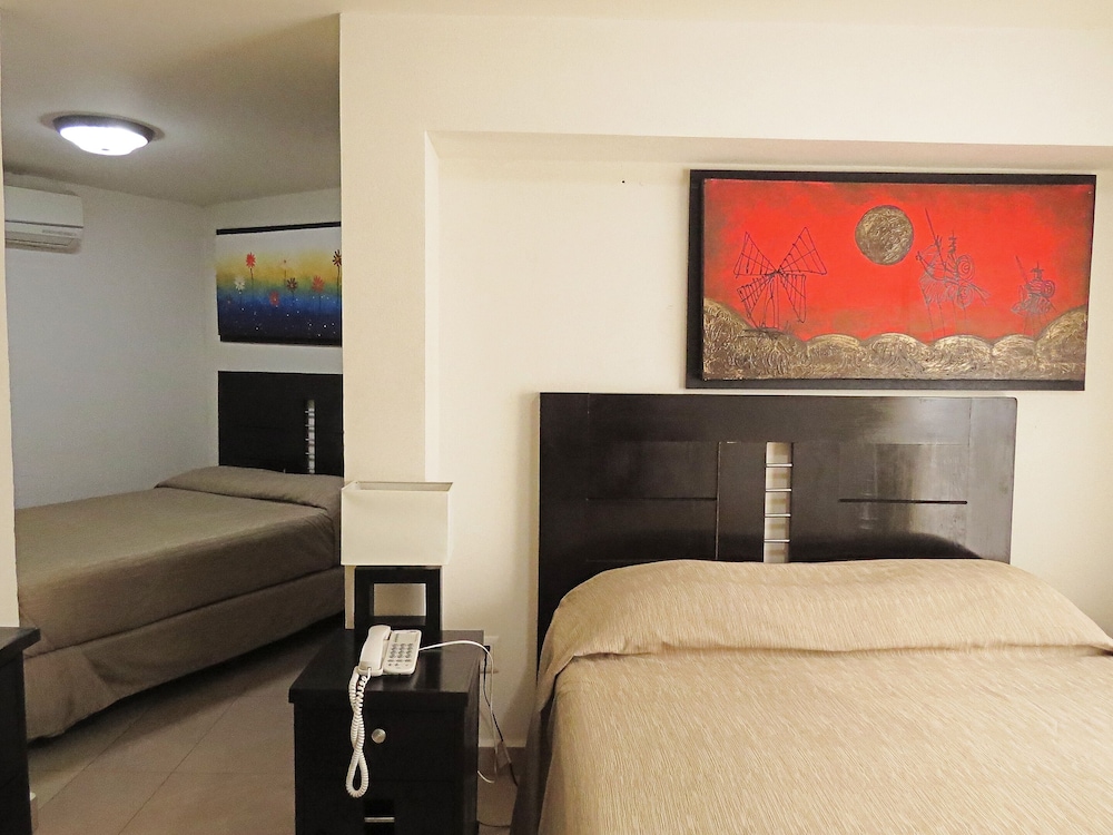 Hotel Rúa 25/50