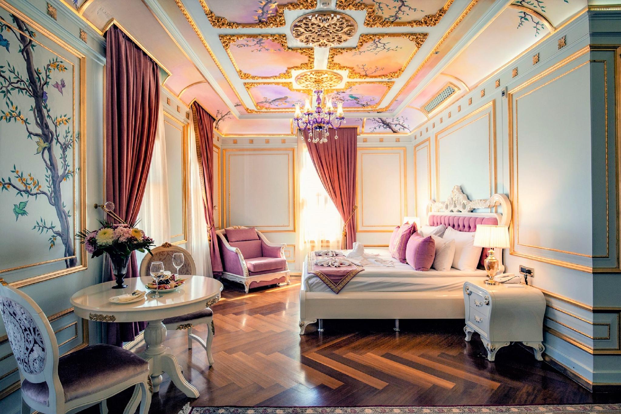 Suite, Mansion