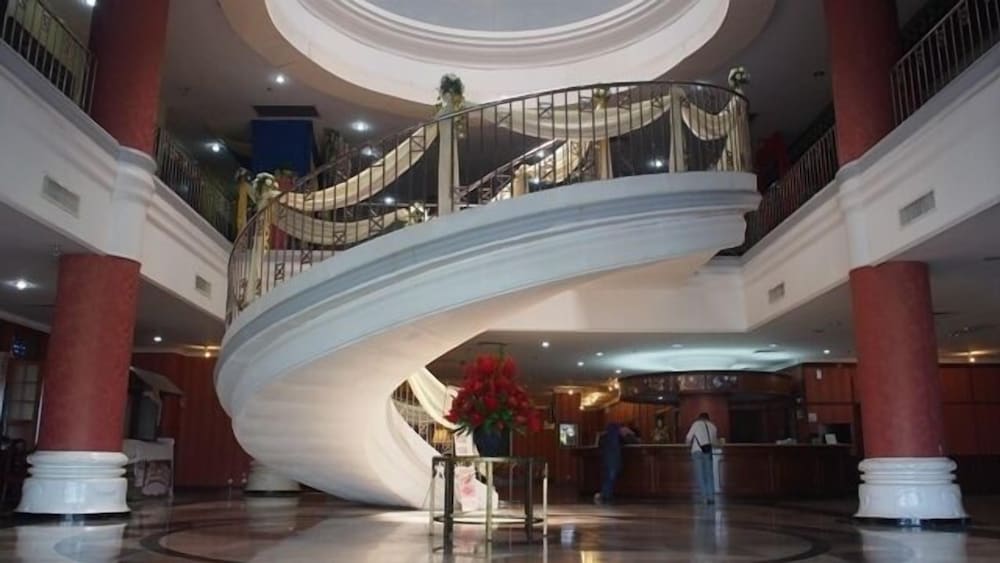 The Putra Regency Hotel 10/22