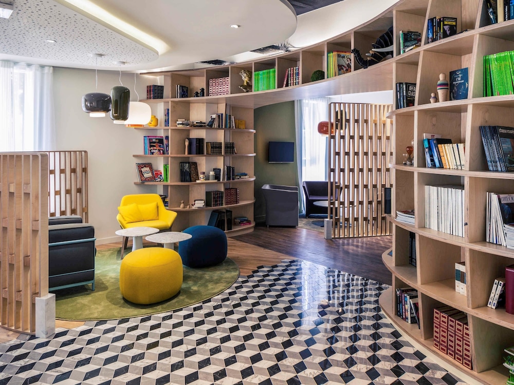 Mercure Nantes Centre Gare 67/73
