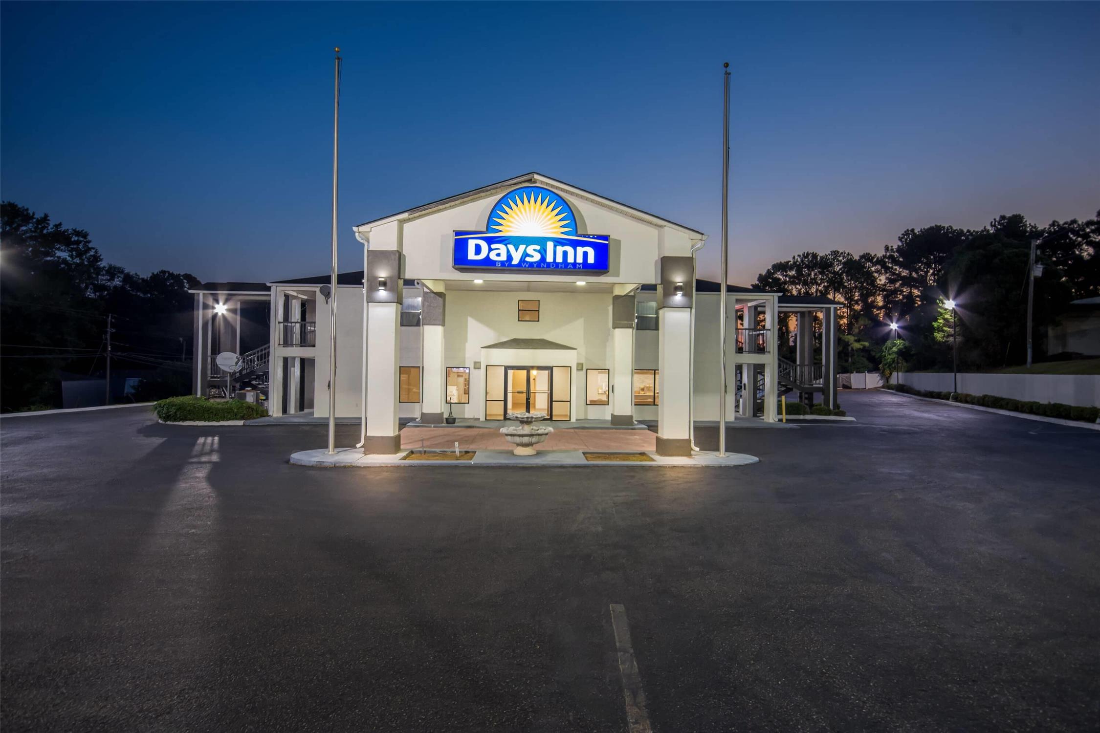 Days Inn by Wyndham Enterprise 2/26