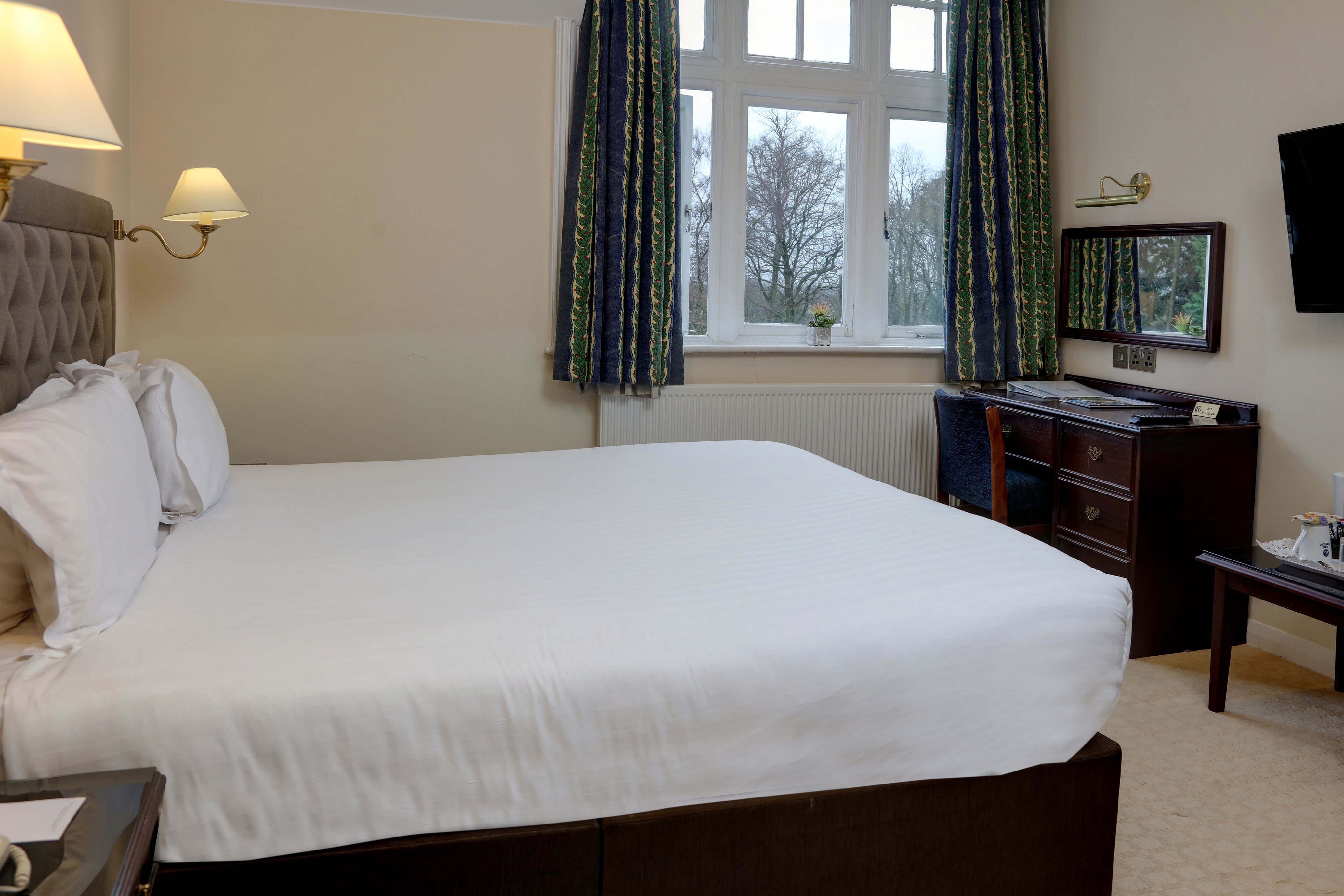 Bestwood Lodge Hotel 2/12