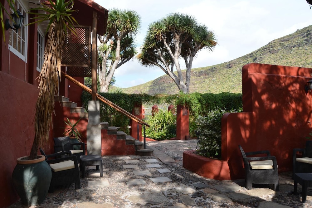 Hotel Rural Las Longueras 55/57