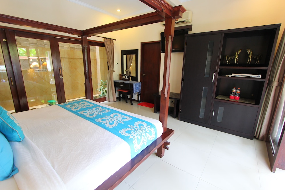 Heliconia Villa 43/77