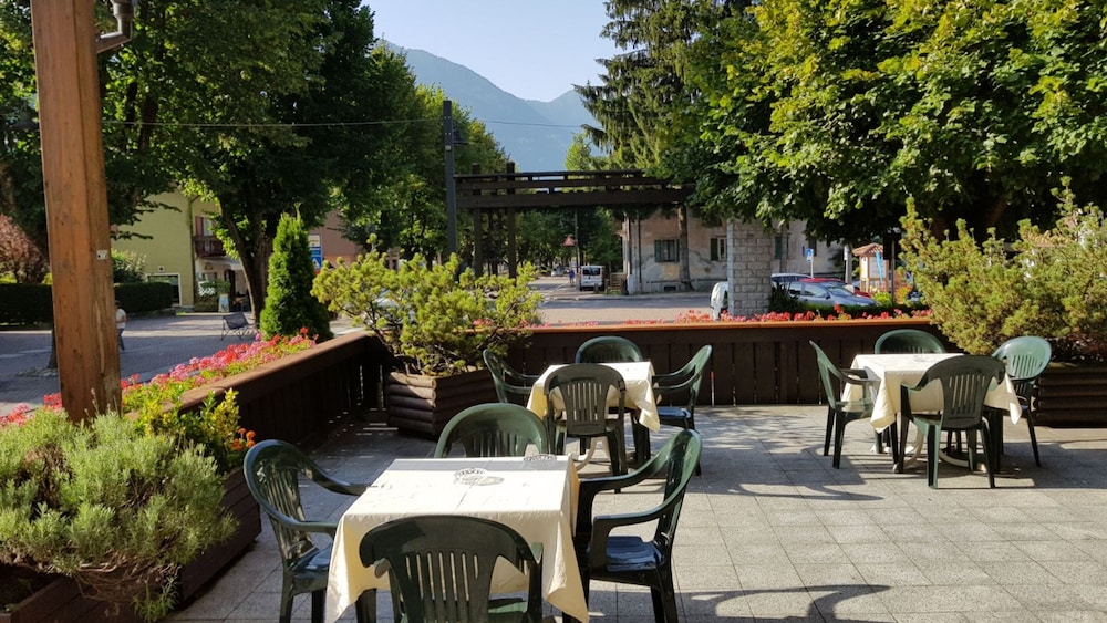 Hotel Pinzolo Dolomiti 28/76