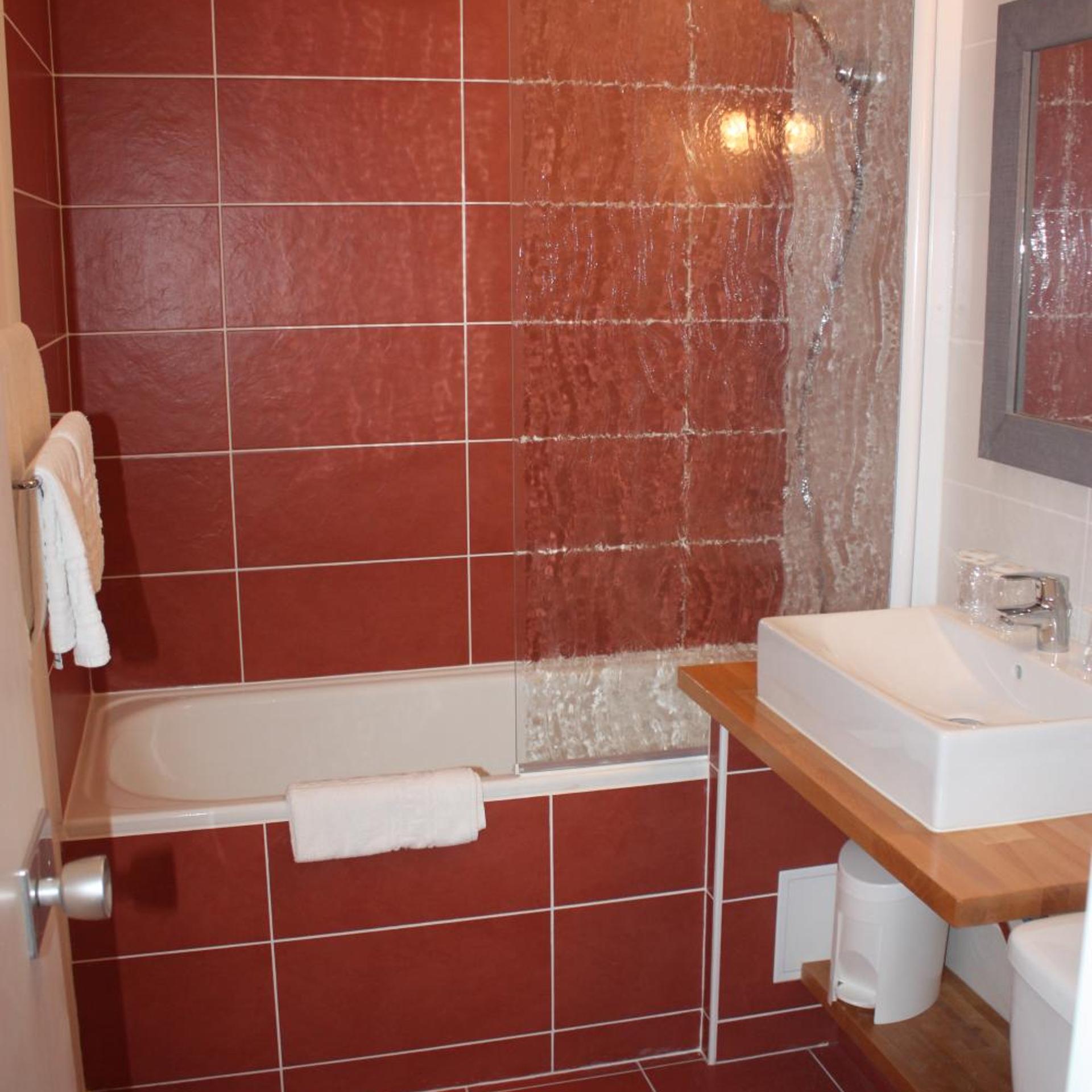 Latitude Ouest Hotel Restaurant Spa 50/50