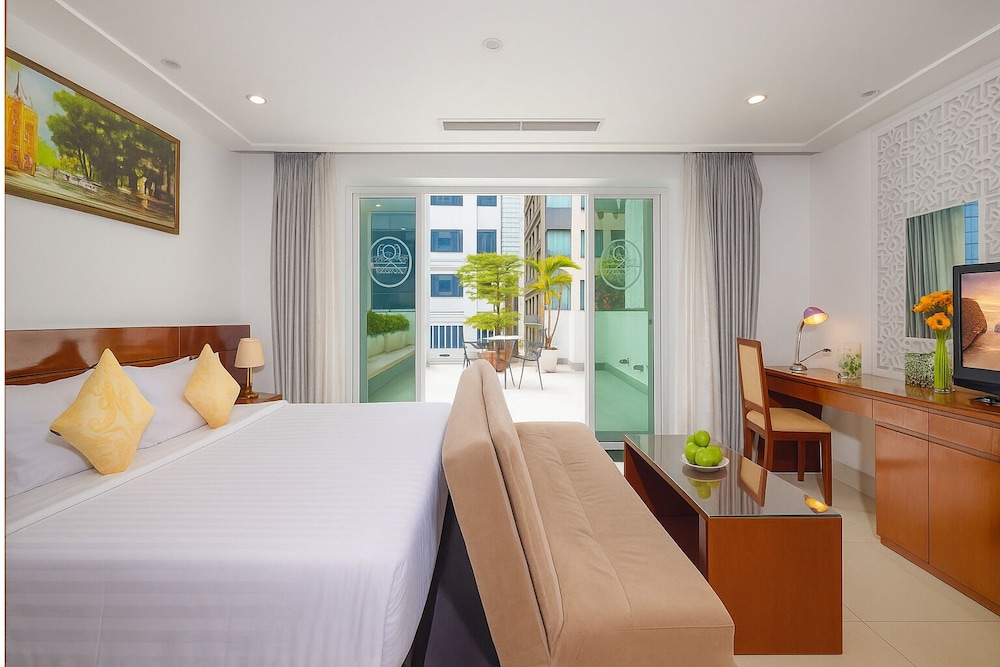 SUITE, DOUBLE BED, TERRACE