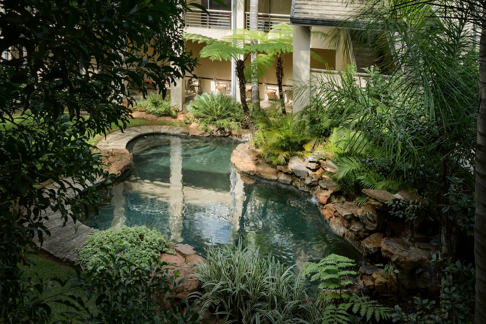 PREMIER HOTEL PRETORIA 71/72